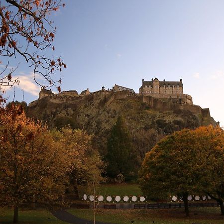 Pass The Keys Spacious And Homely Flat On The Royal Mile エディンバラ エクステリア 写真