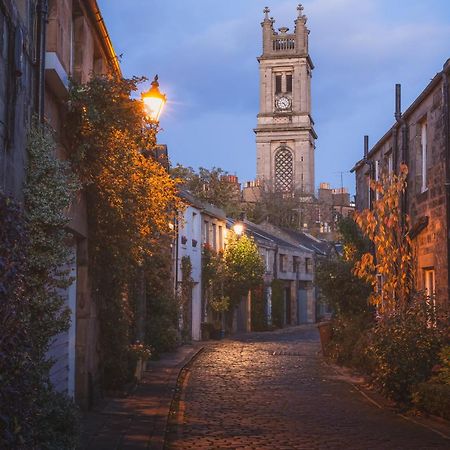Pass The Keys Spacious And Homely Flat On The Royal Mile エディンバラ エクステリア 写真