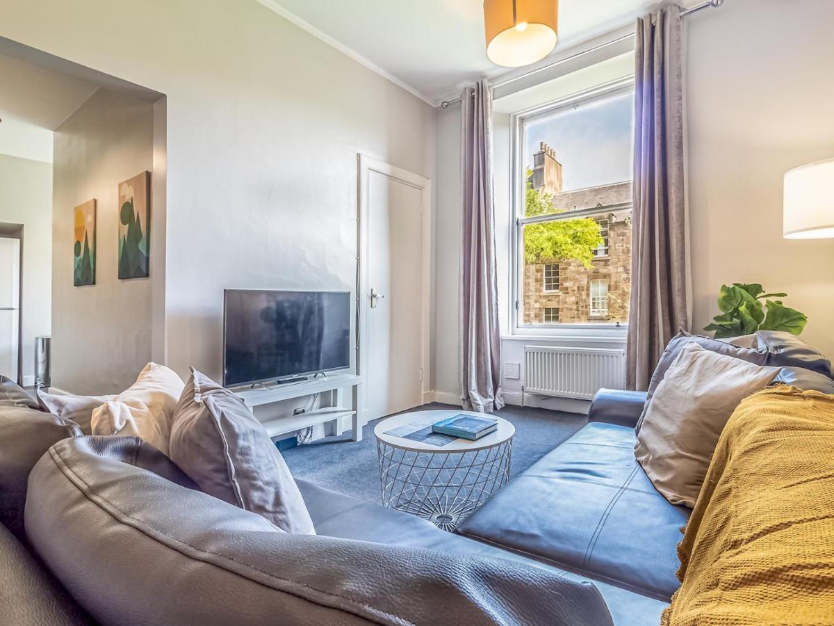 Pass The Keys Spacious And Homely Flat On The Royal Mile エディンバラ エクステリア 写真