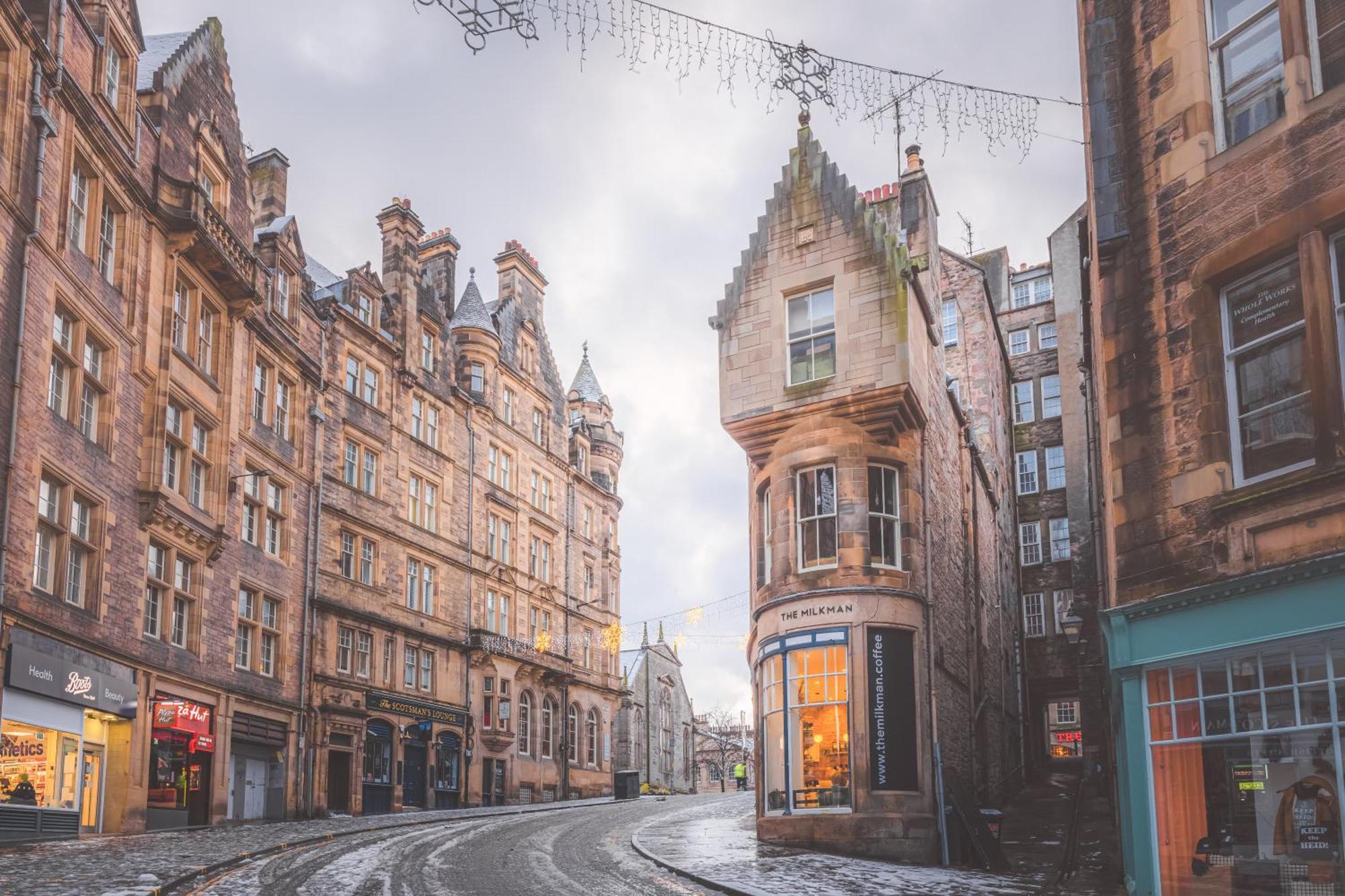 Pass The Keys Spacious And Homely Flat On The Royal Mile エディンバラ エクステリア 写真