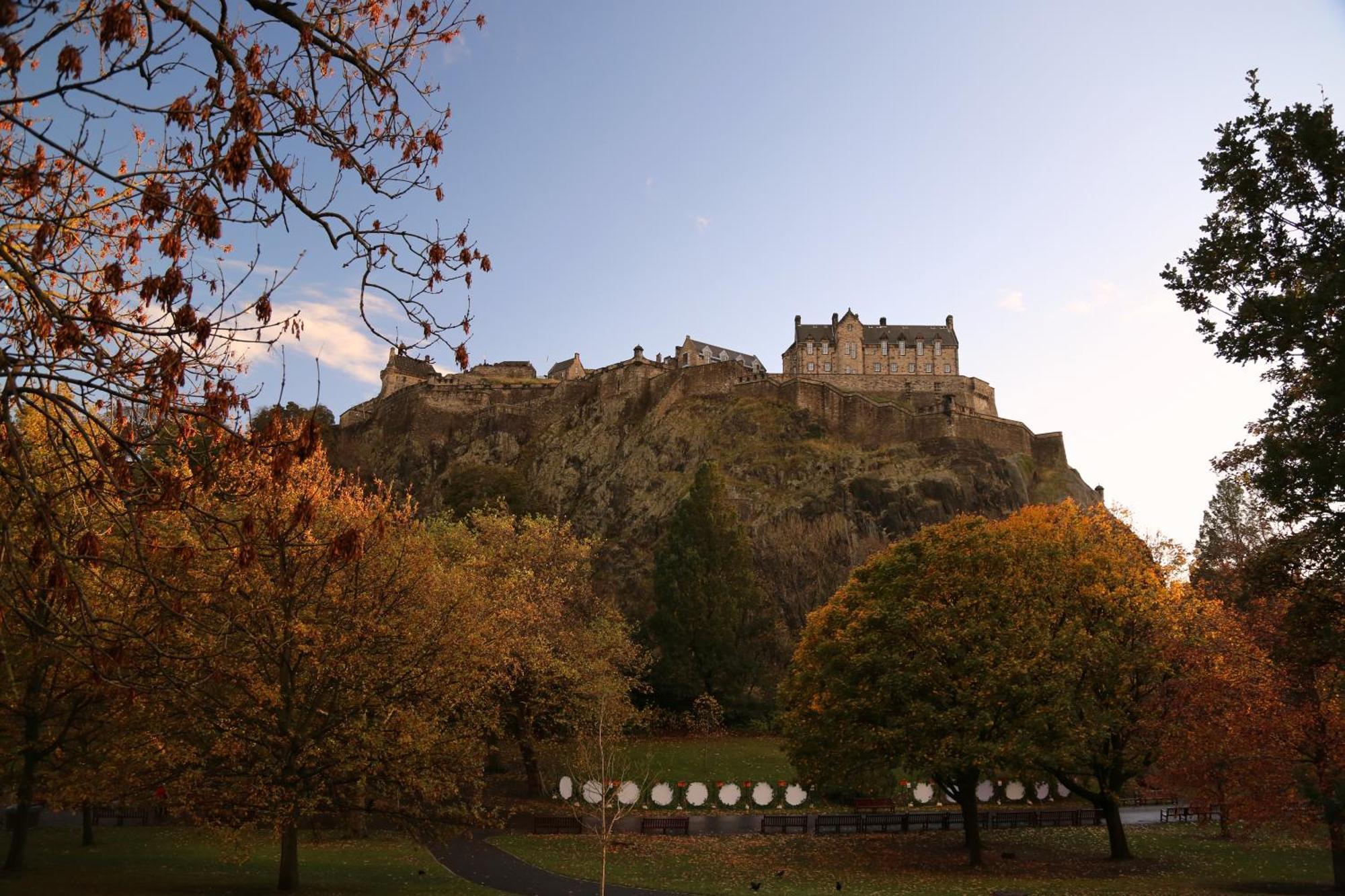 Pass The Keys Spacious And Homely Flat On The Royal Mile エディンバラ エクステリア 写真